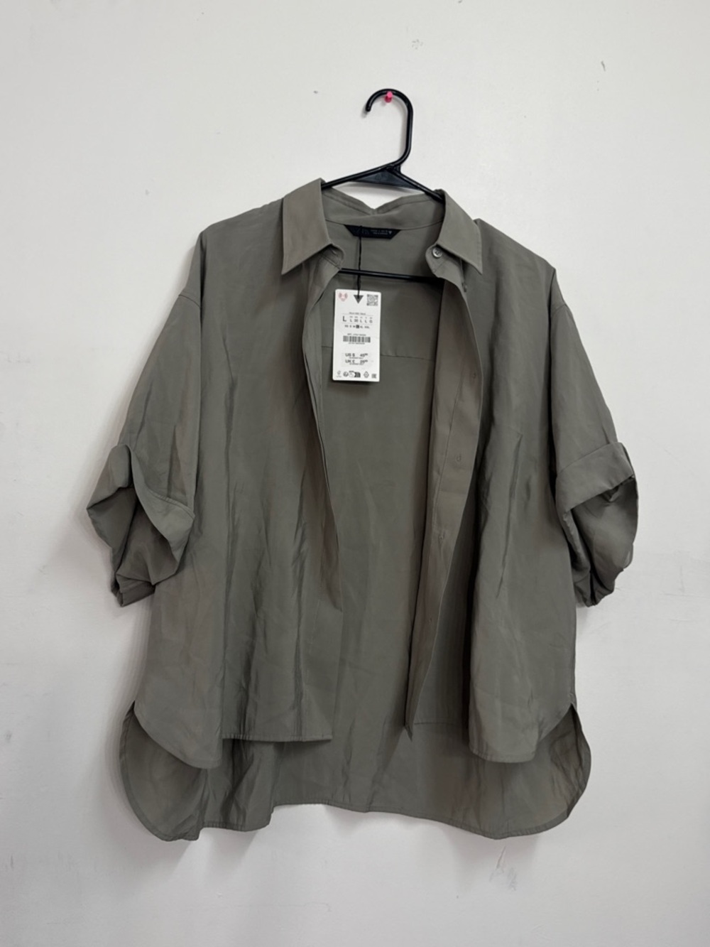 NWT Zara boxy cropped button down olive khaki shirt layering neutral